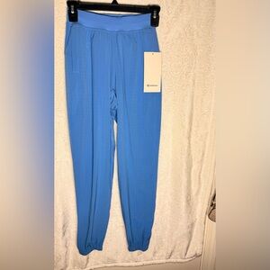 Lululemon Blue Perforated Joggers 0 NWT